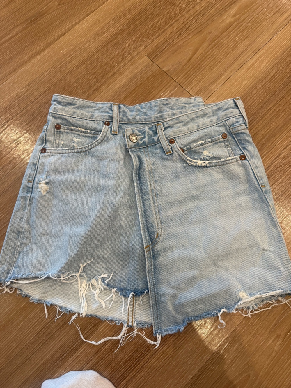 AGOLDE Light Wash Denim Jeans
